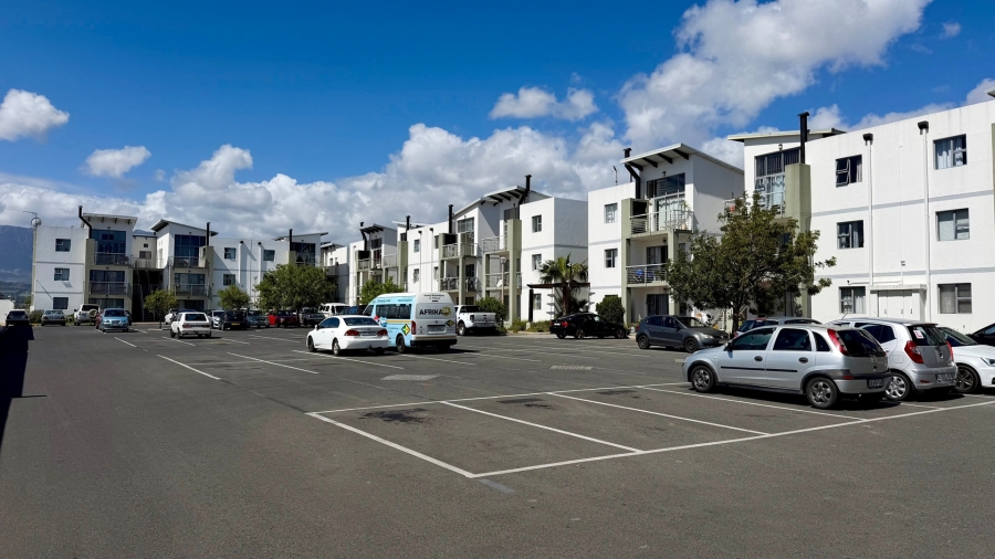 2 Bedroom Property for Sale in Gordons Bay Central Western Cape